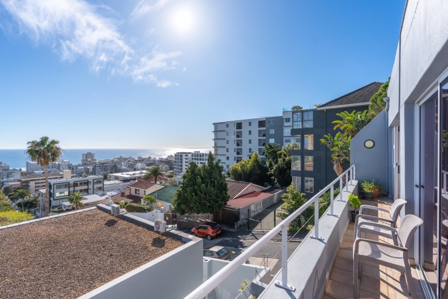 3 Bedroom Property for Sale in Sea Point Western Cape